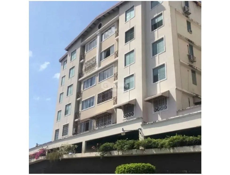 ALTOS DE SANTA MARIA / PH LAS ROCCAS / 90M2 / 3 HAB / LINEA BLANCA