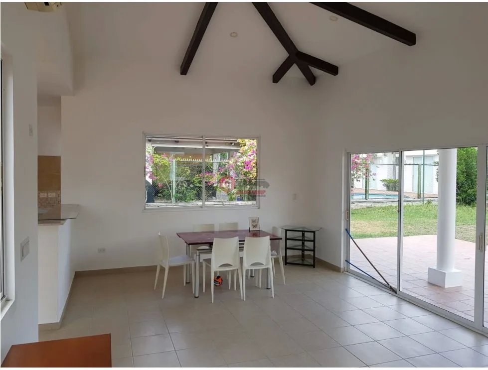 PLAYA MALIBU / RES. MALIBU VILLAS / 890m2 / 2 HABITACIONES / VACIO