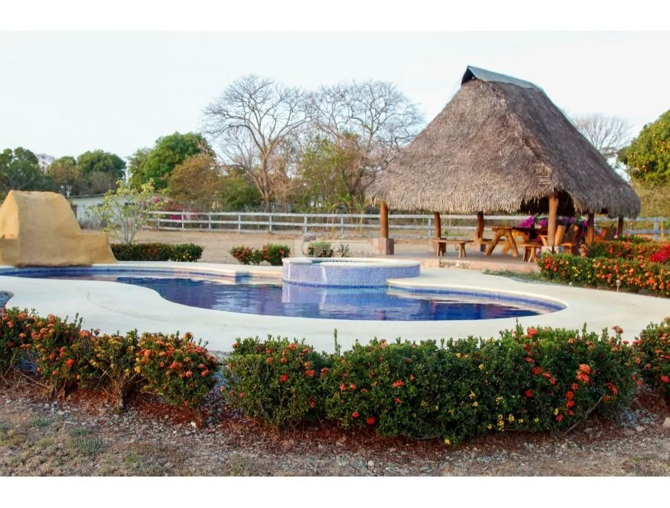 PENONOME / RIO GRANDE / 2000 M2 / CASA CAMPESTRE / AMOBLADA