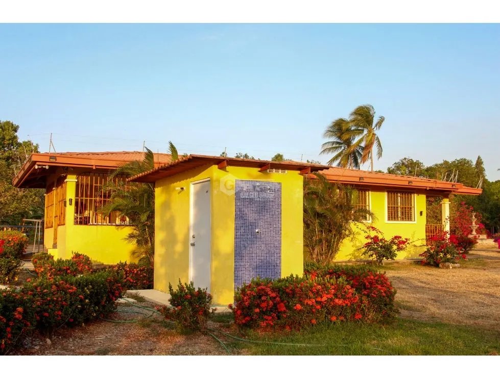 PENONOME / RIO GRANDE / 2000 M2 / CASA CAMPESTRE / AMOBLADA
