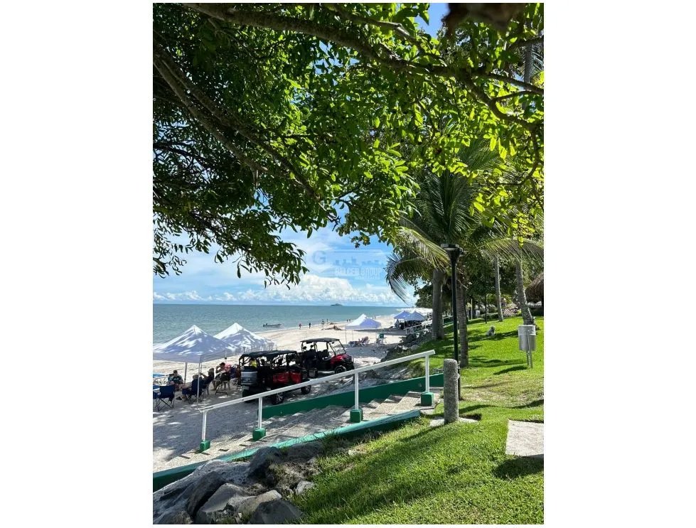 COCLE / BIJAO BEACH  / 210 M2 / AMOBLADO / BALCON / FRENTE AL MAR