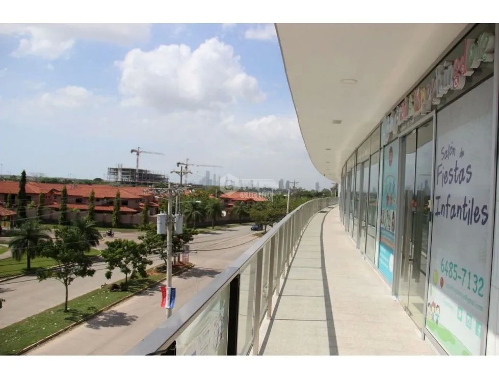 LOCAL / EDIFICO COMERCIAL VERSALLES / PLANTA ALTA / 118M2 / VACIO