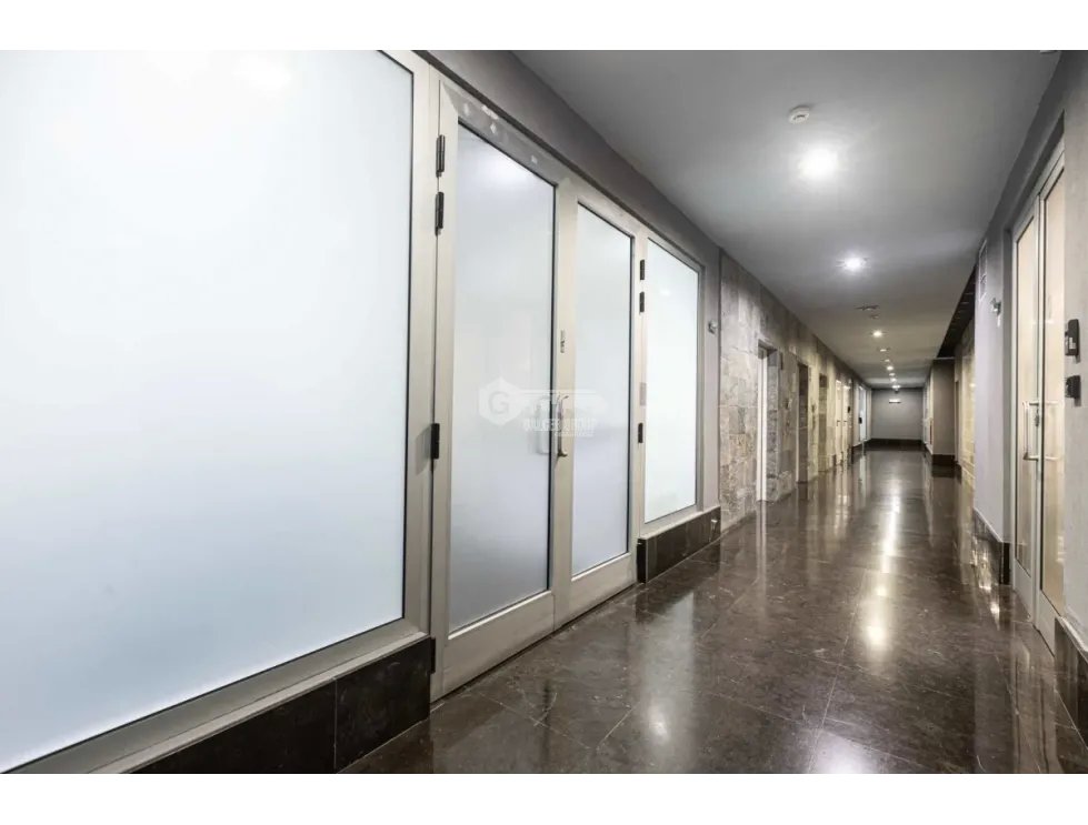 OFICINA / OBARRIO / PH OFFICE ONE / 110M2 / 5 ESPACIOS / AMOBLADA