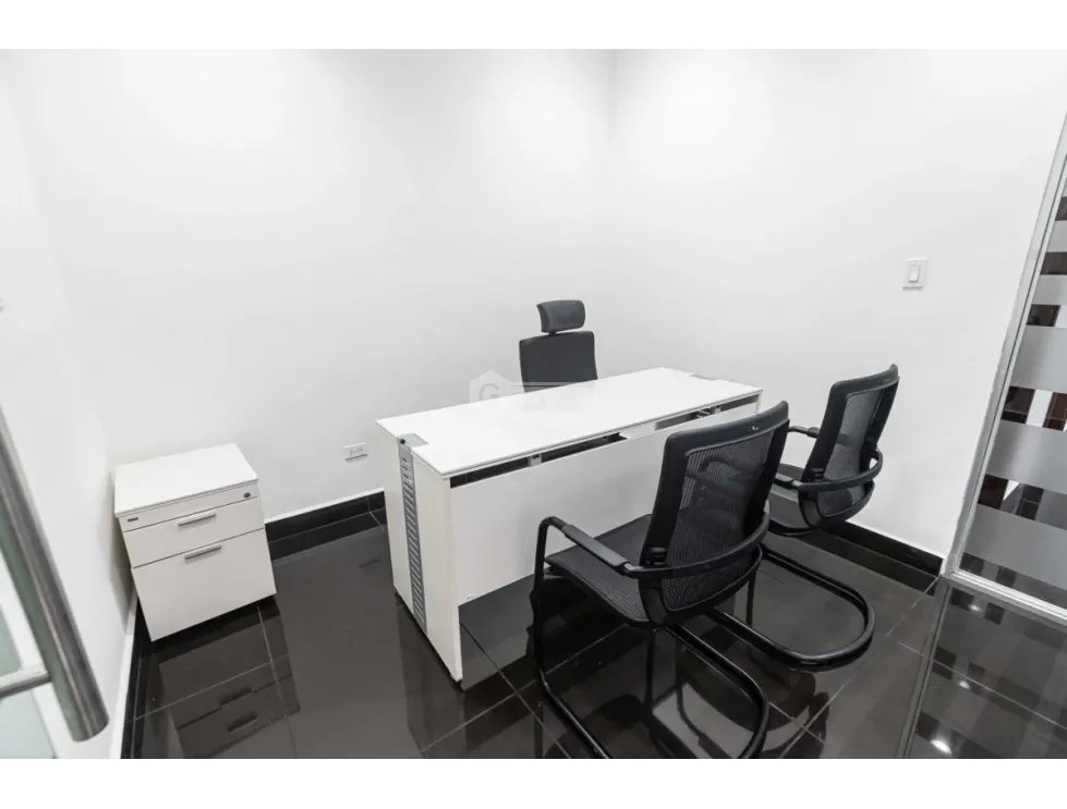 OFICINA / OBARRIO / PH OFFICE ONE / 110M2 / 5 ESPACIOS / AMOBLADA