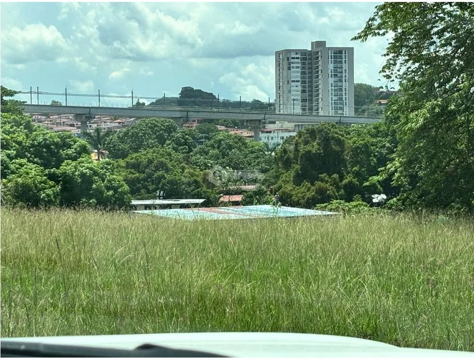 TERRENO PLANO / DOMINGO DÍAZ / 14041M / RM3-C2 / FRENTE AL METRO