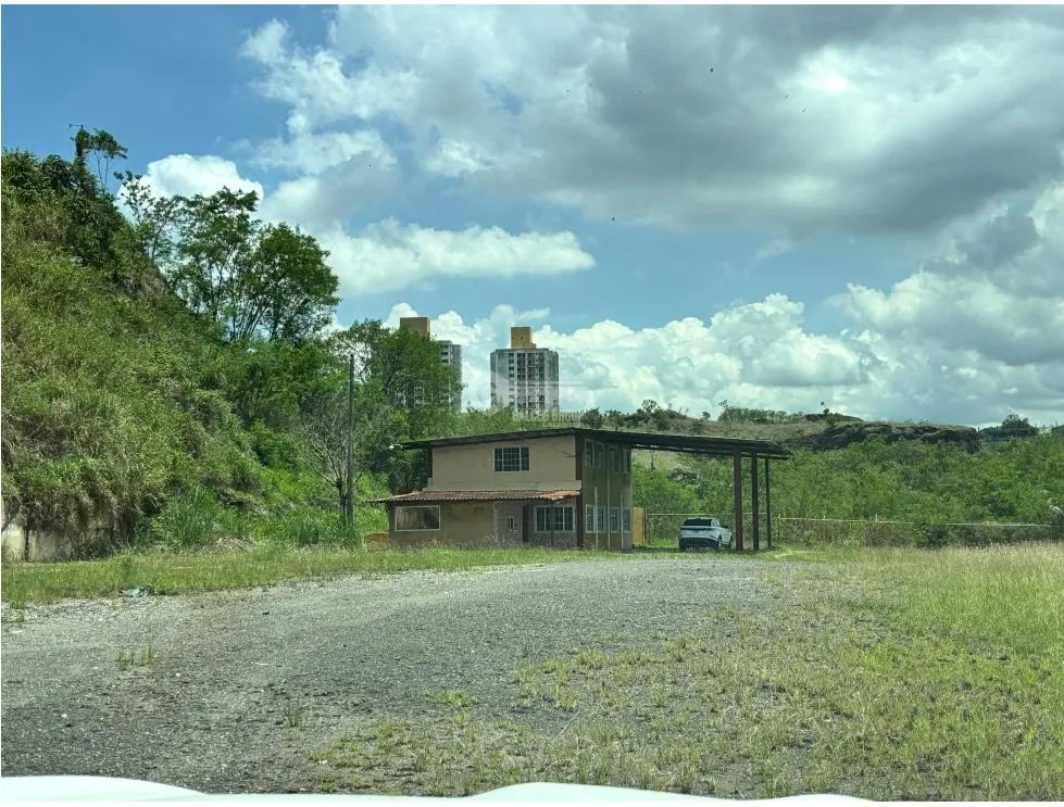 TERRENO PLANO / DOMINGO DÍAZ / 14041M / RM3-C2 / FRENTE AL METRO