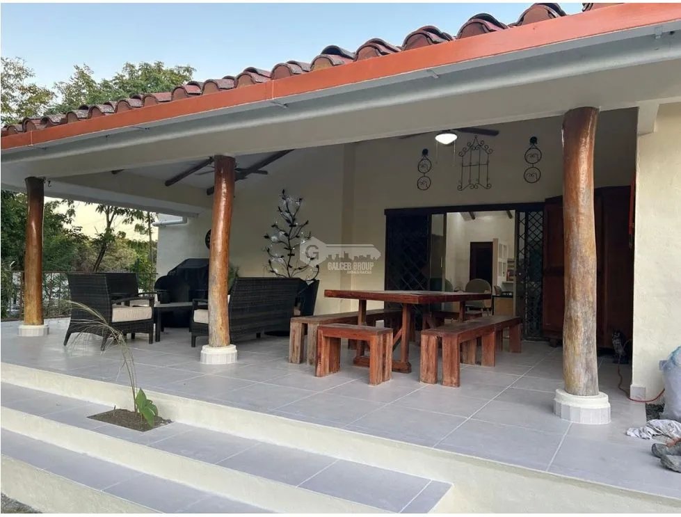 CORONADO / CLUB ECUESTRE / 3 HABITACIONES / 1000M2 / AMPLIA TERRAZA