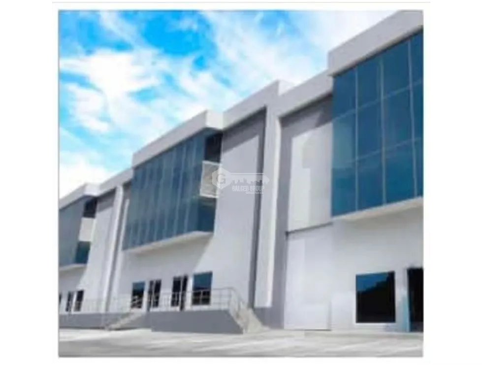 VIA CENTENARIO / OFIBODEGA PARQUE CENTENARIO / 700 M2 / BODEGA