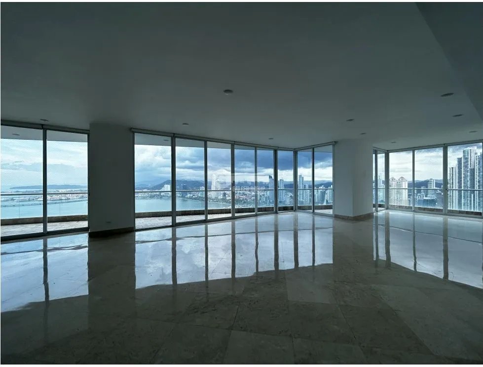 PUNTA PAITILLA / PH THE POINT / 500M2 / 4 HAB / LINEA BLANCA / BALCÓN
