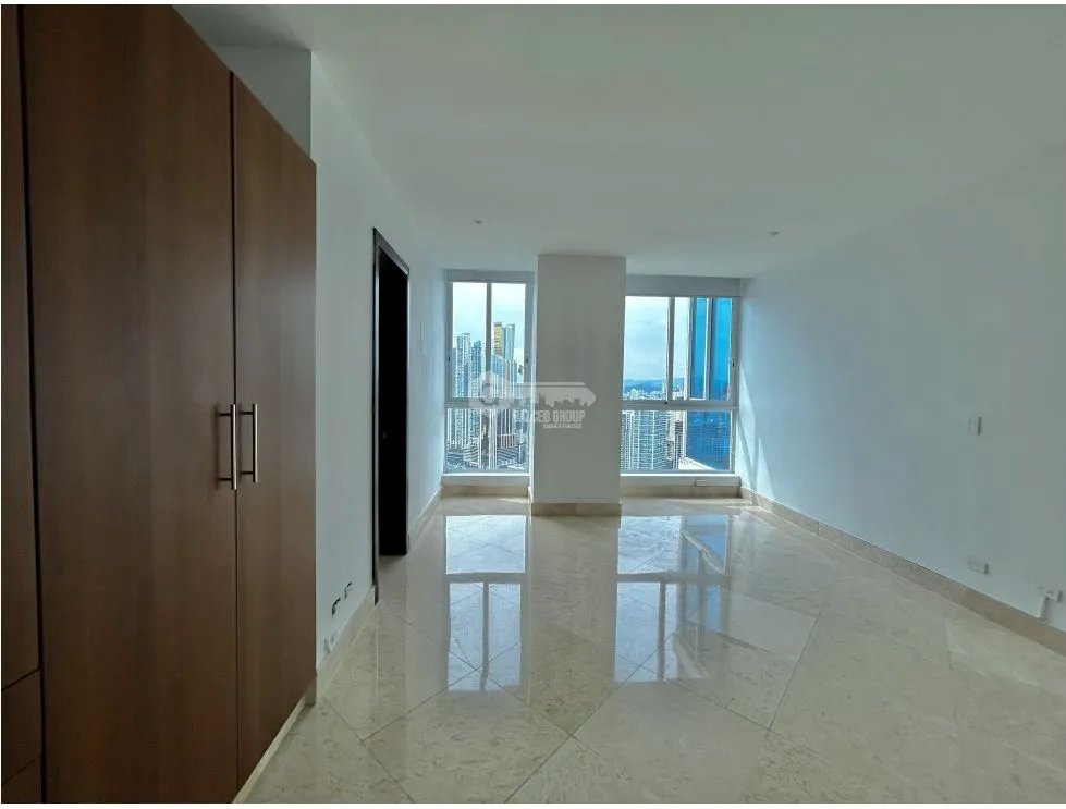 PUNTA PAITILLA / PH THE POINT / 500M2 / 4 HAB / LINEA BLANCA / BALCÓN