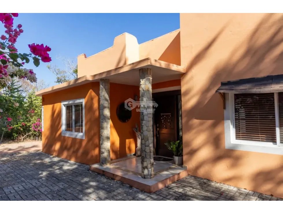 ARCHIPELAGO DE LAS PERLAS / ISLA SABOGA / FRENTE AL MAR / 2000 M2