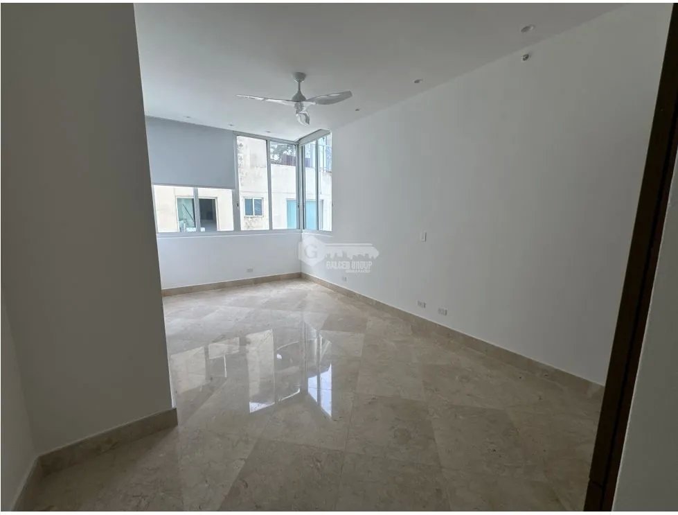 PUNTA PAITILLA / PH THE POINT / 500M2 / 4 HAB / LINEA BLANCA / BALCÓN