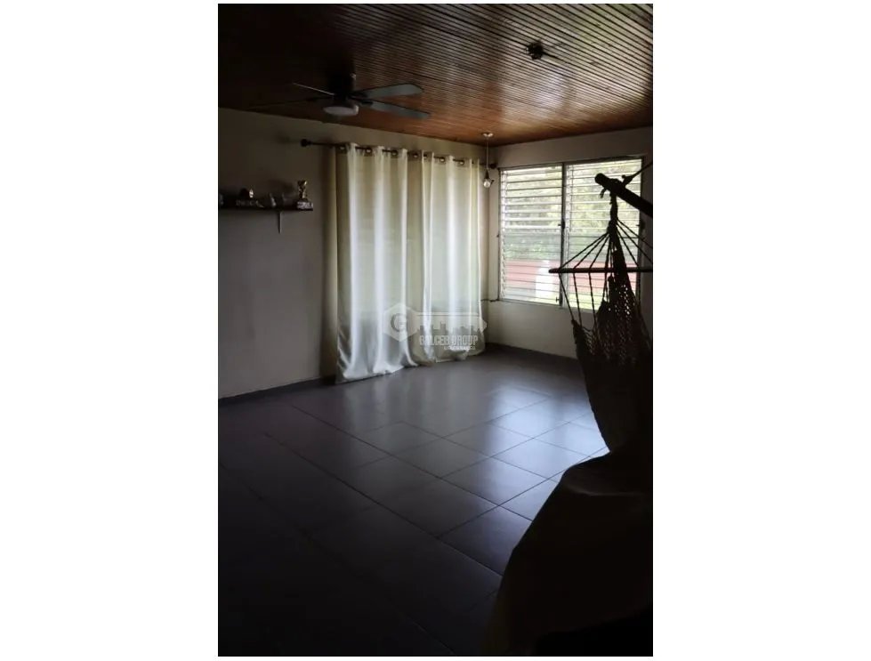 LAS CUMBRES / VILLA ZAITA / 1452 M2 / 4 HABITACION / TERRAZA / JARDIN