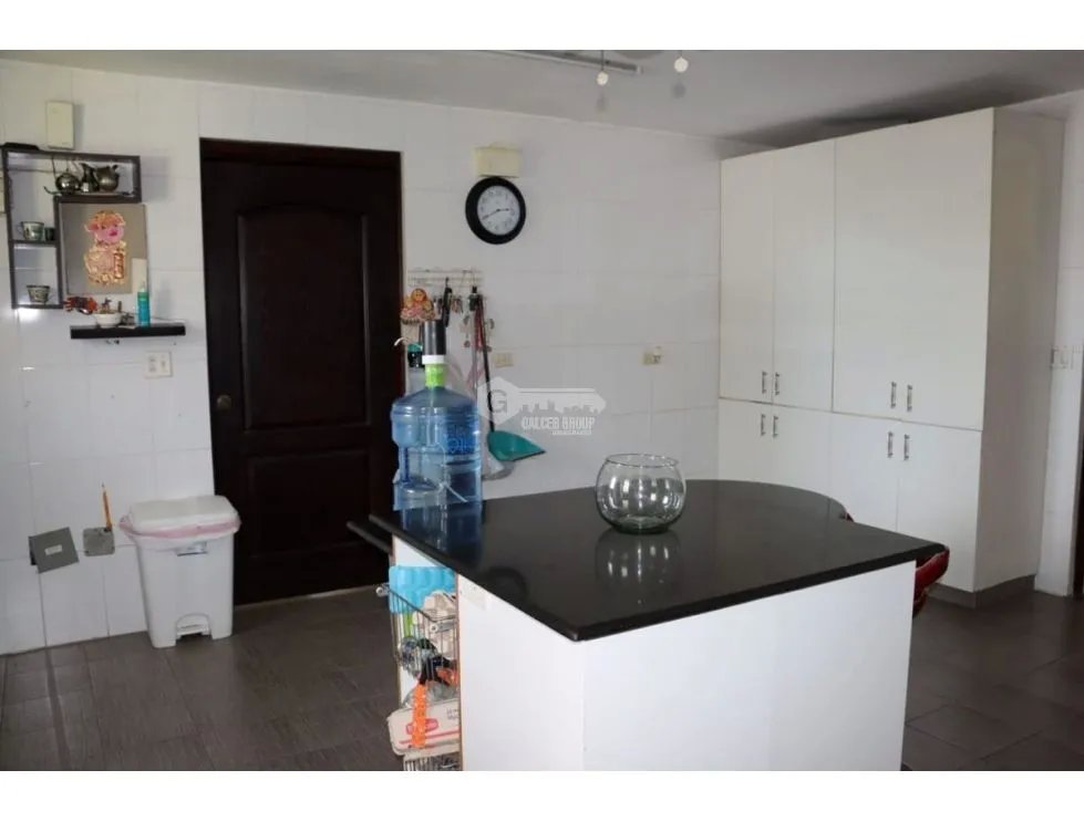 LAS CUMBRES / VILLA ZAITA / 1452 M2 / 4 HABITACION / TERRAZA / JARDIN