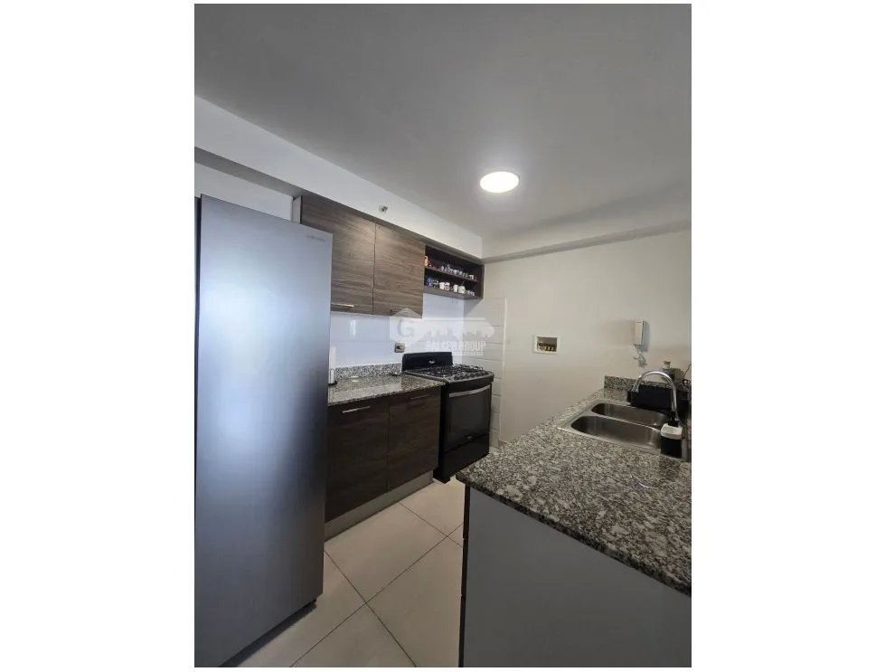 CARRASQUILLA / PH MIDPARK / 83M2 / 2 HABITACIONES / BALCON / AMOBLADO
