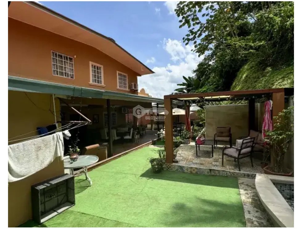 LAS CUMBRES / VILLA ZAITA / 600 M2 / 2 NIVELES / 5 HABITAC / DEPOSITO