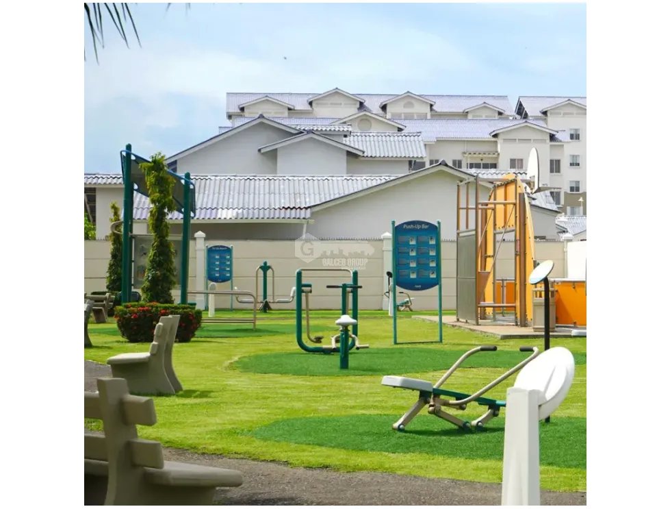 PLAYA DORADA / RESIDENCIAL PLAYAMAR / 188 M2 / 4 HABITACIONES