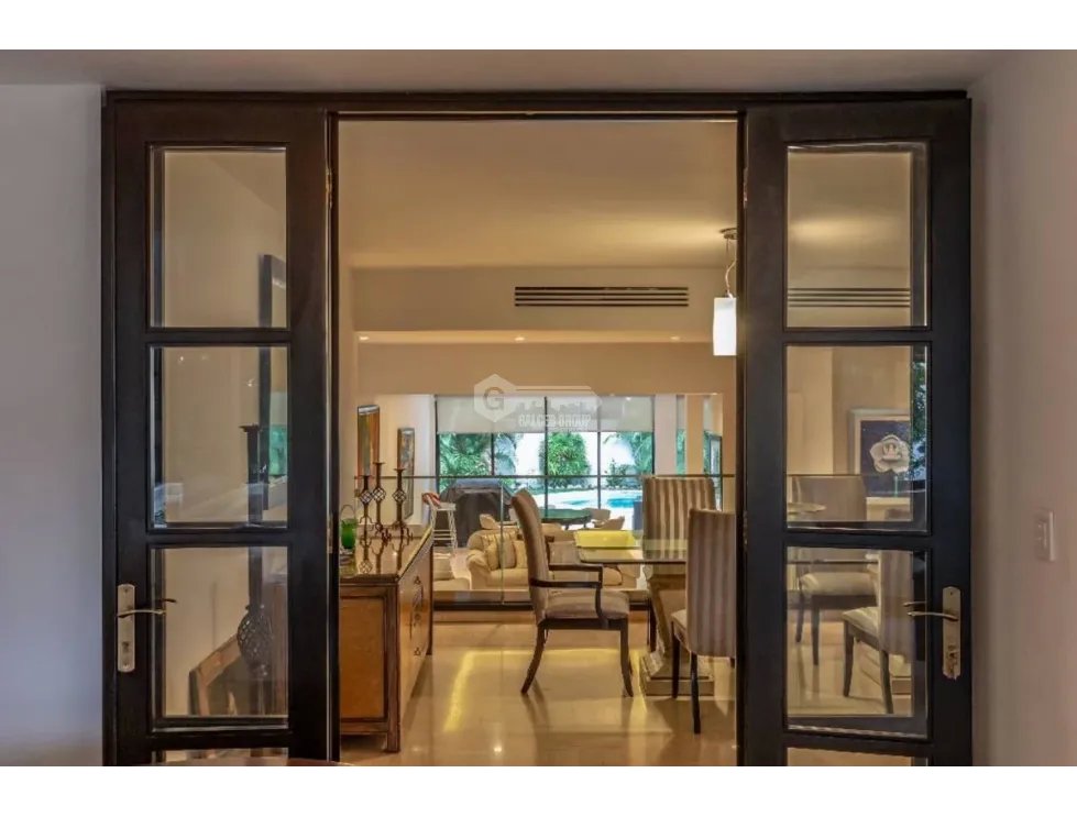 OBARRIO / DUPLEX / 500 M2 / 4 HABITACIONES / PISCINA / TERRAZA