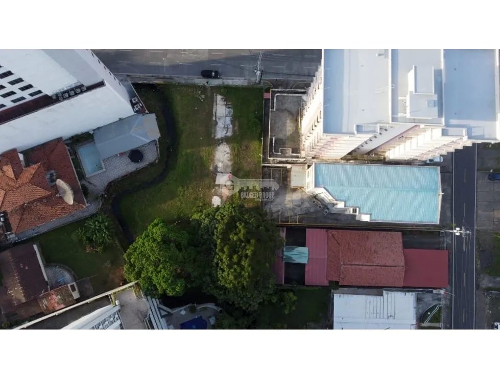 EL CANGREJO / TERRENO PARA DESARROLLO RM3-C2 / 1500 M2