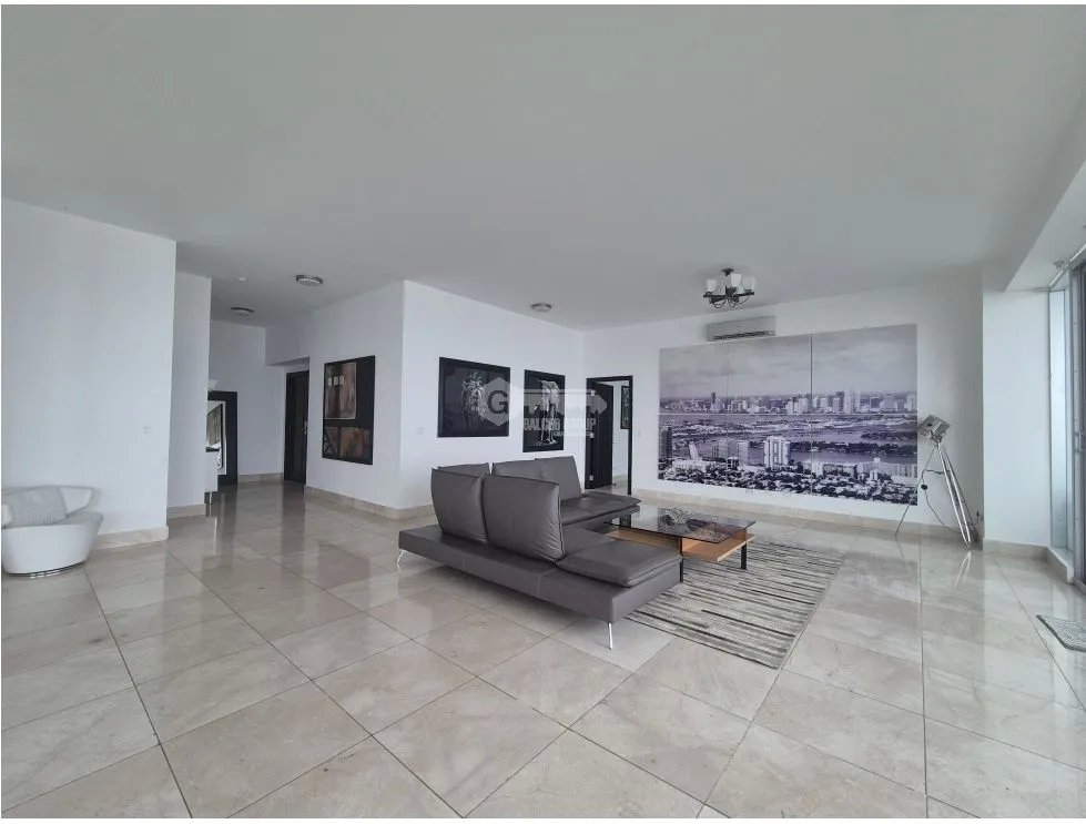 Apartment for sale in Costa del Este