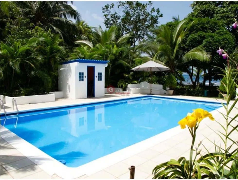 TERRENO COMERCIAL / PISCINA  / FRENTE AL MAR /  PORTOBELO / 5500M