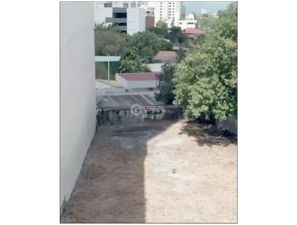 COCO DEL MAR / TERRENO COMERCIAL / ZONIFICACION   MAM / 858 M2