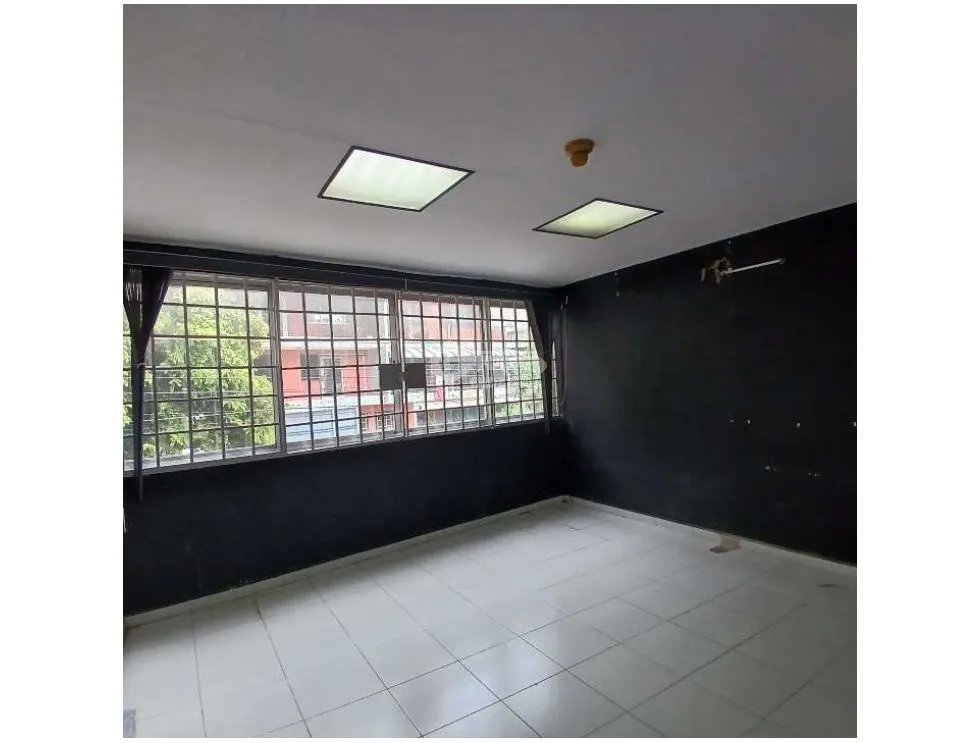 EL CANGREJO / VIA ARGENTINA / LOCAL COMERCIAL / 100M2