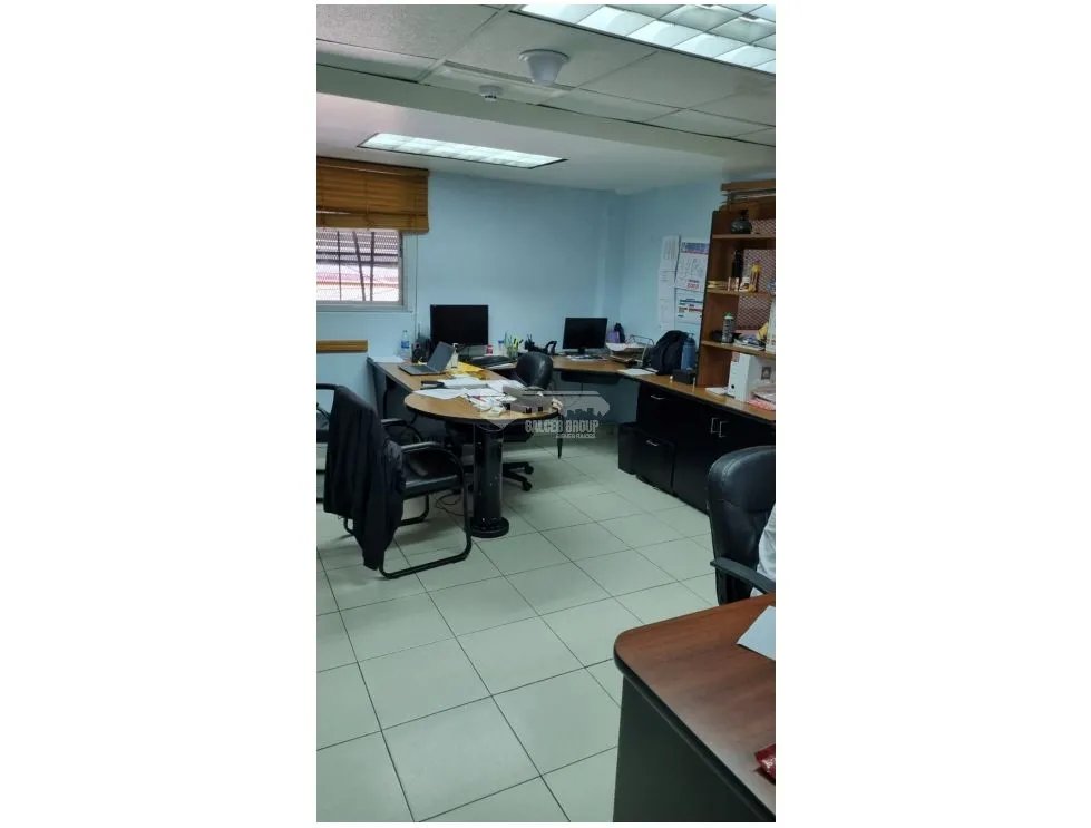 JUAN DIAZ / NEGOCIABLE / GALERA EN URB INDUSTRIAL / 4400 M2