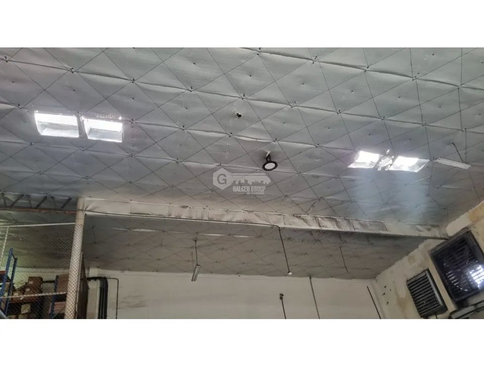 JUAN DIAZ / NEGOCIABLE / GALERA EN URB INDUSTRIAL / 4400 M2