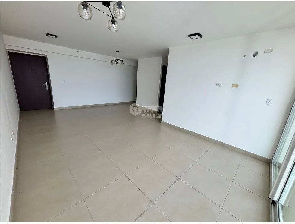 CONDADO DEL REY / PH KINGS PARK / 155m2 / 4 HABITAC. + HAB. SERVICIO