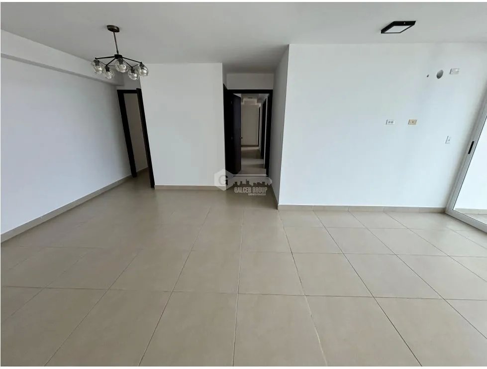 CONDADO DEL REY / PH KINGS PARK / 155m2 / 4 HABITAC. + HAB. SERVICIO