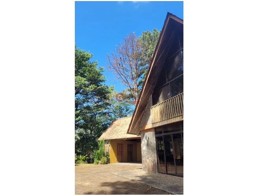 Single Family House for sale in Cerro Azul