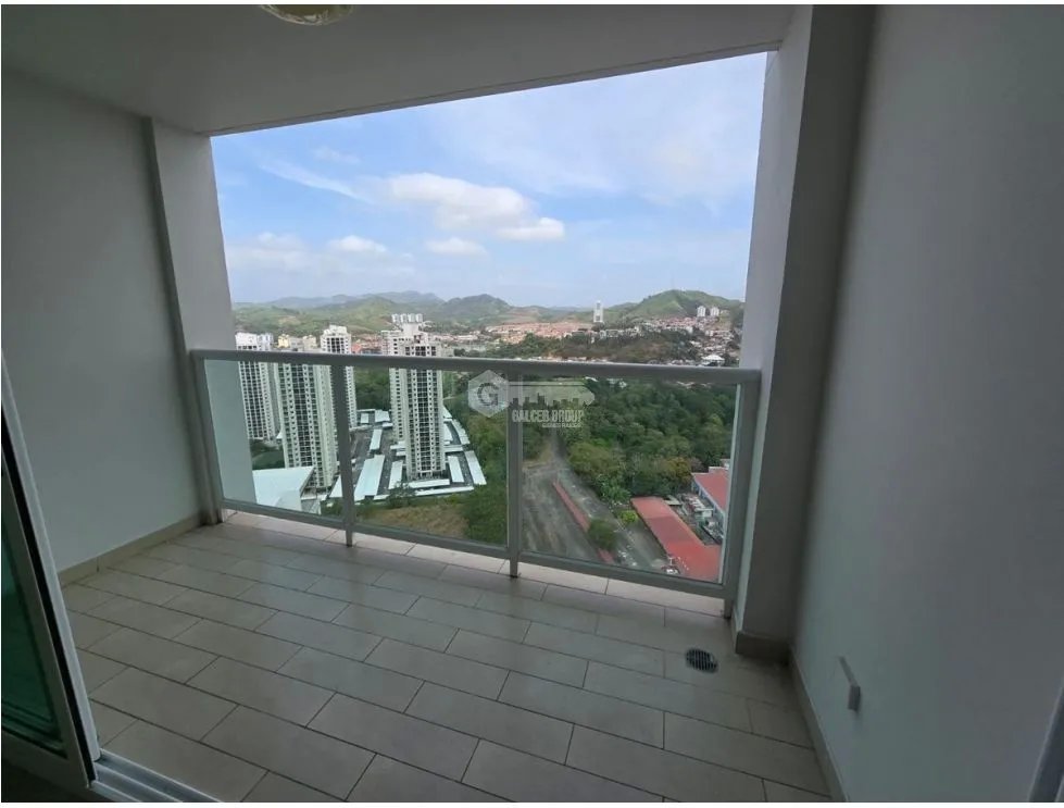 CONDADO DEL REY / PH KINGS PARK / 139M / BALCON
