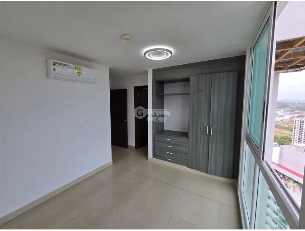 CONDADO DEL REY / PH KINGS PARK / 139M / BALCON