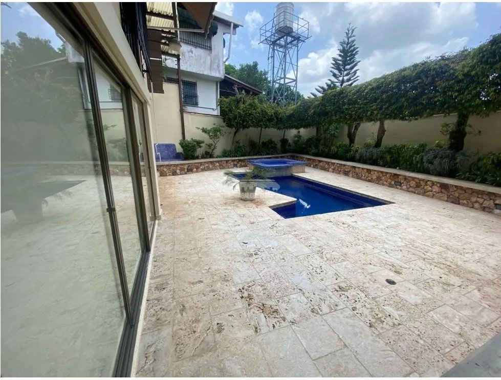Single Family House for sale in La Alameda