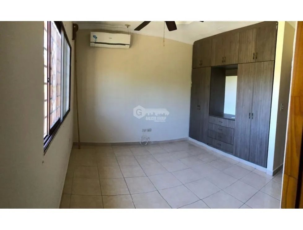 Single Family House for sale in David