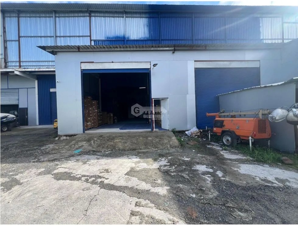 PARQUE INDUSTRIAL MAÑANITAS / 550M / ESPACIO AMPLIO / SOBRE VIA