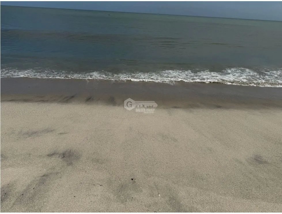 TERRENO / PLAYA MALIBU / 2000m2 / SEGUNDA LINEA DEL MAR