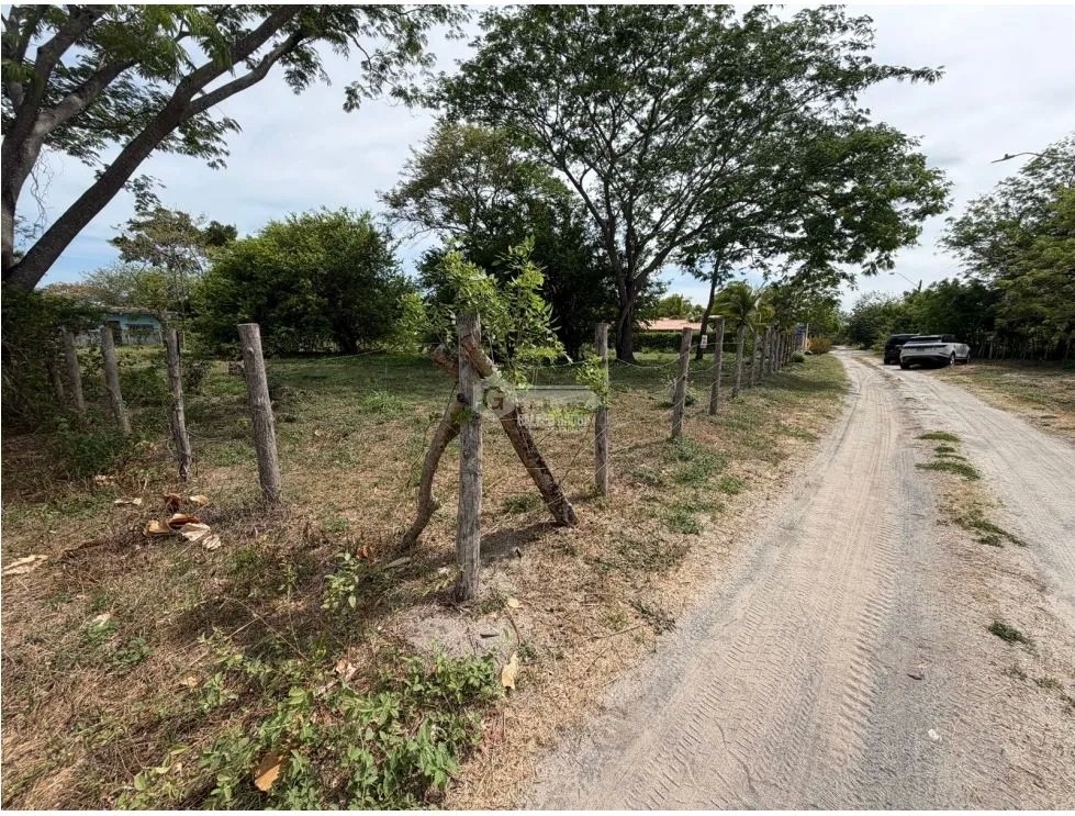TERRENO / PLAYA MALIBU / 1000m2 / SEGUNDA LINEA DEL MAR