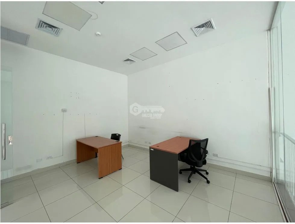 OFICINA / EL CANGREJO / NEO PLAZA / 150M / 2 NIVELES / DIVISIONES