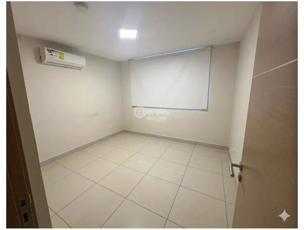Apartment for rent in Via Espana