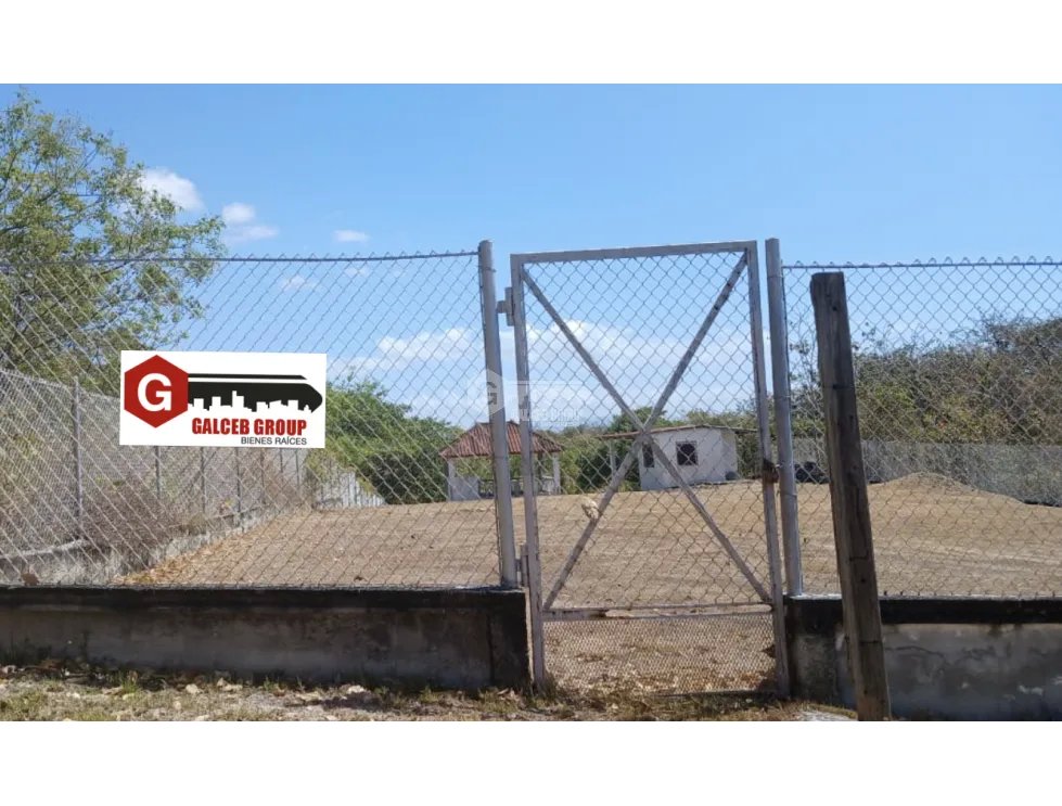 SE VENDE TERRENO CON GAZEBO FRENTE AL LAGO EN SAN CARLOS LAGOMAR