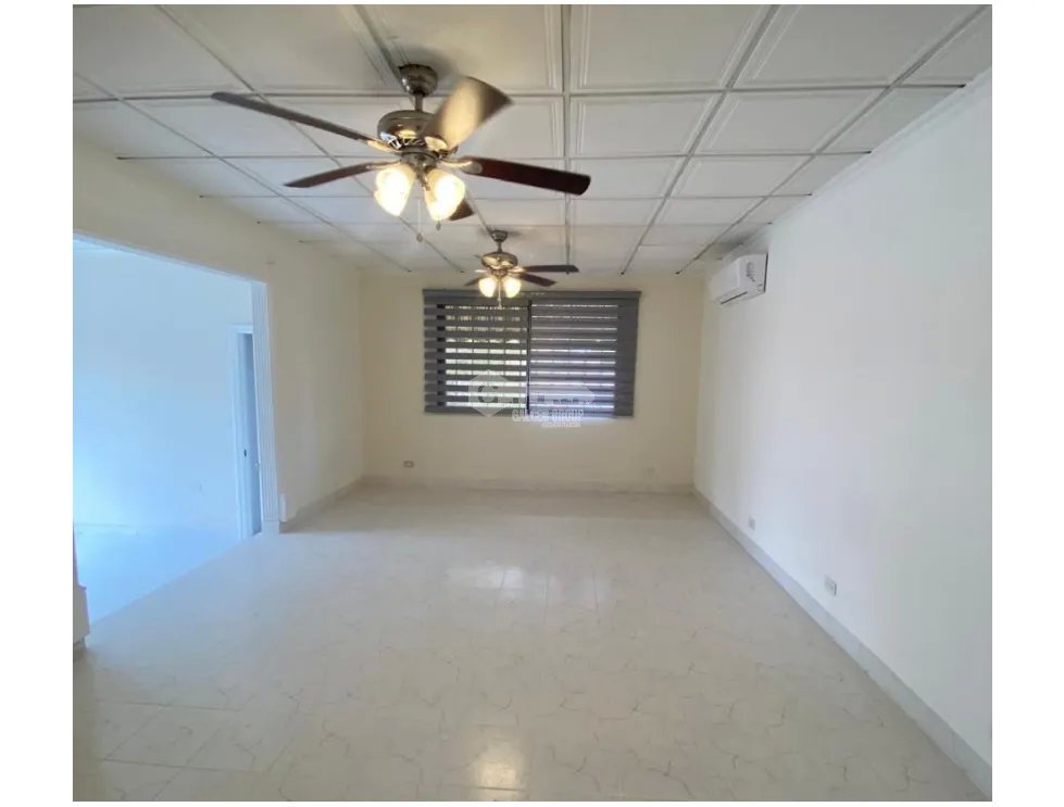 Single Family House for sale in Altos del Golf