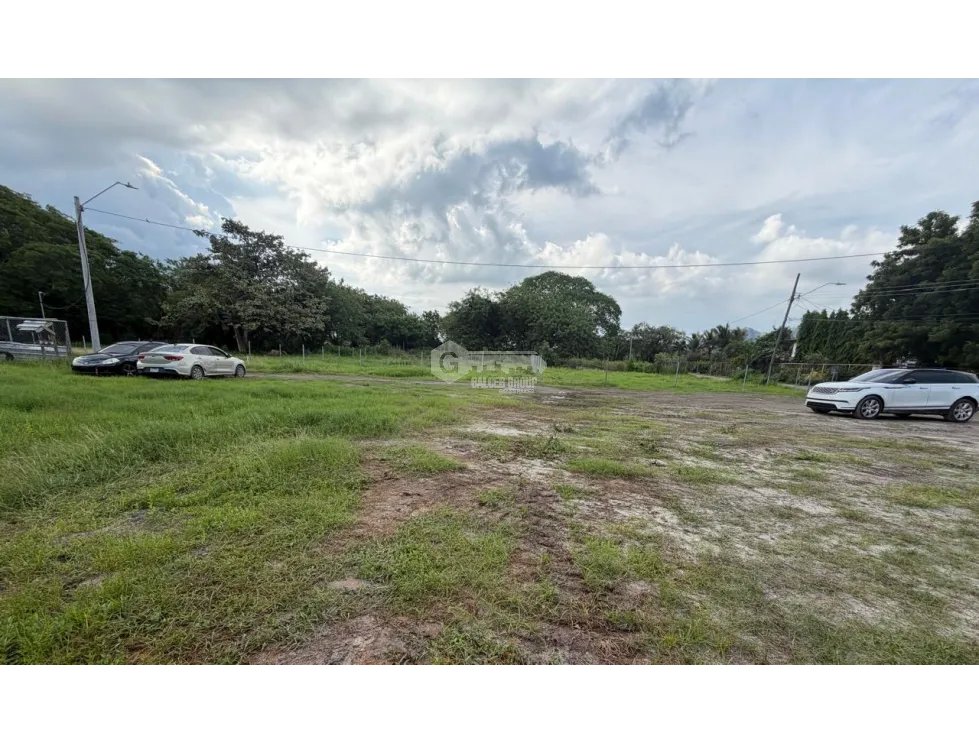 GORGONA / PLAYA MALIBU / 554M / TERRENO PLANO / A 1 MINUTO LA PLAYA RR