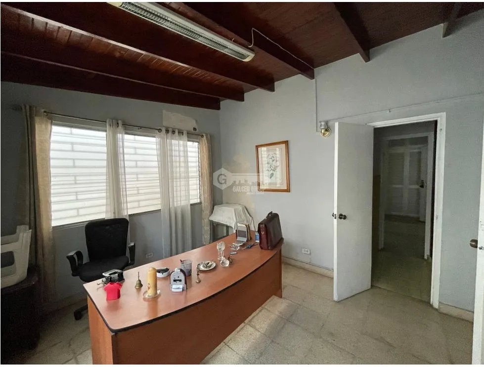 SE VENDE TERRENO COMERCIAL SOBRE LA VIA ESPAÑA IDEAL PARA INVERSION