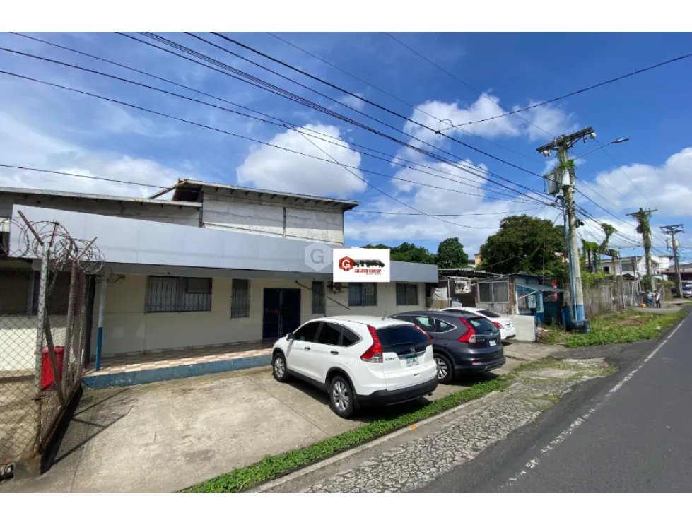 SE VENDE TERRENO CON OFICINAS Y GALERAS EN RIO ABAJO CODIGO C-2 RM1