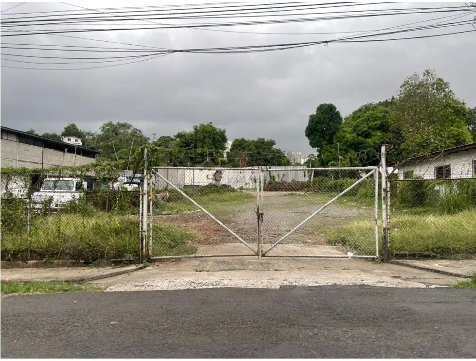 RIO ABAJO / TERRENO / 1222M / CODIGO C-2 / RN1 / PAVIMENTADO JC