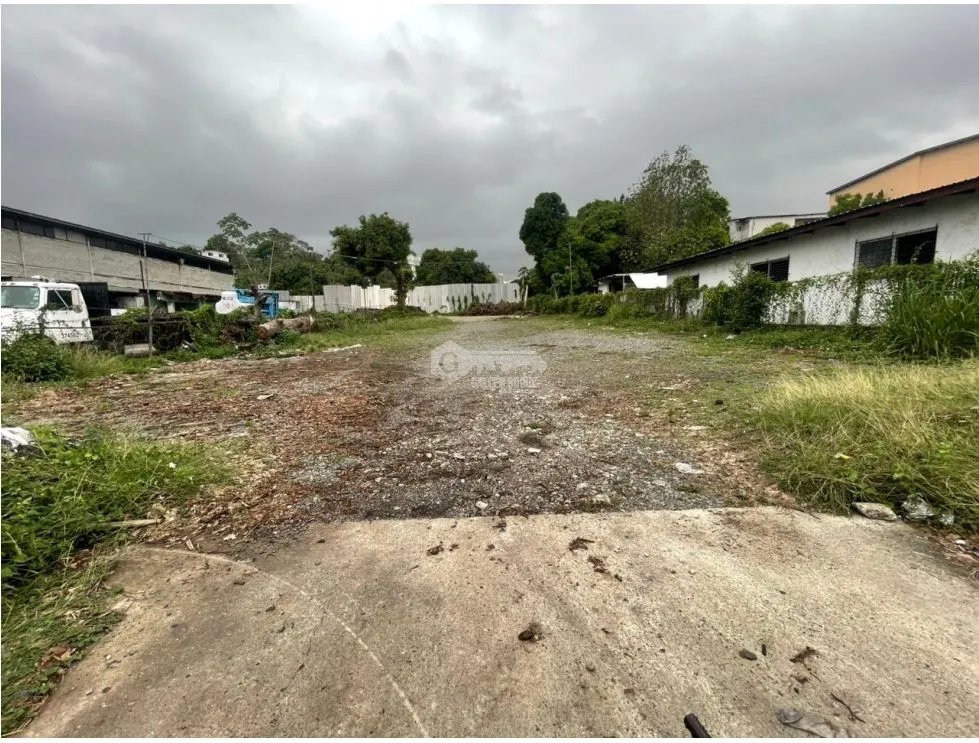 RIO ABAJO / TERRENO / 1222M / CODIGO C-2 / RN1 / PAVIMENTADO JC