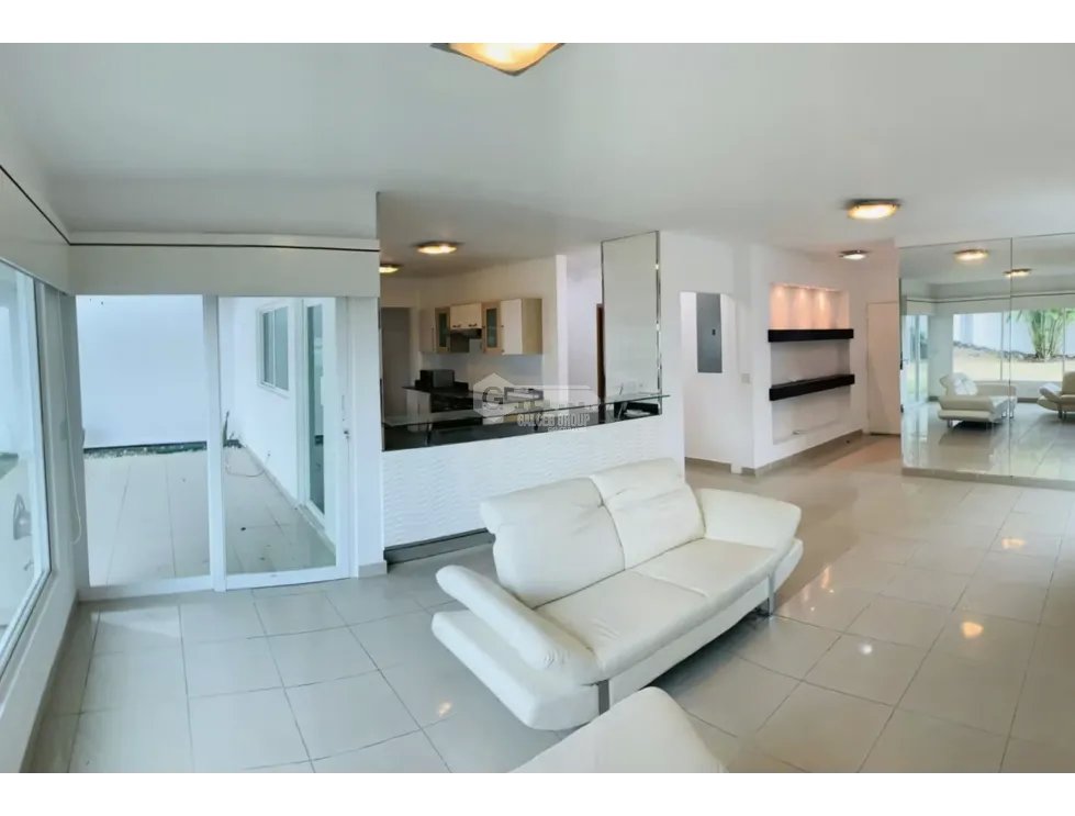 ALTOS DE PANAMÁ / HORIZONTES I / 3 HABITACION / 285M / LINEA BLANCA