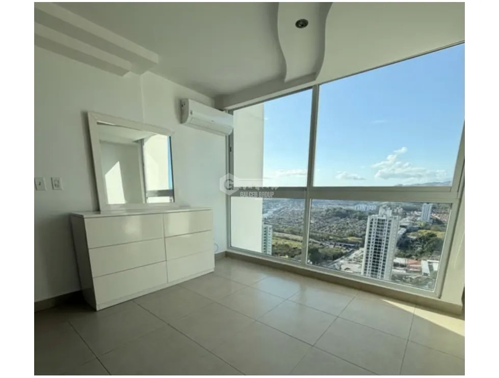 CONDADO DEL REY / KINGS PARK / 97M / 2 HABITACION / BALCON